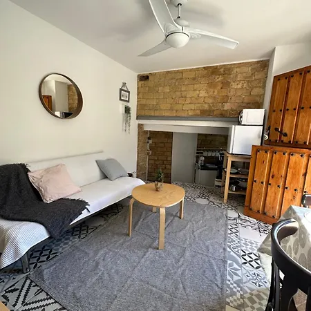 Precioso Con A/a En Ruzafa Con Terracita Privada Y Acceso A Un Jardin, 2-3 Personas Walencja